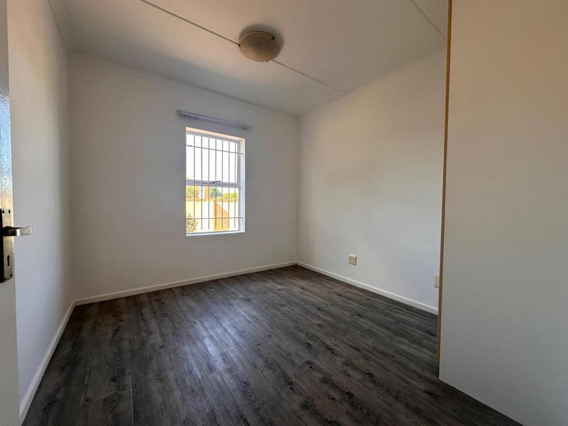 To Let 2 Bedroom Property for Rent in Brackenfell South Western Cape